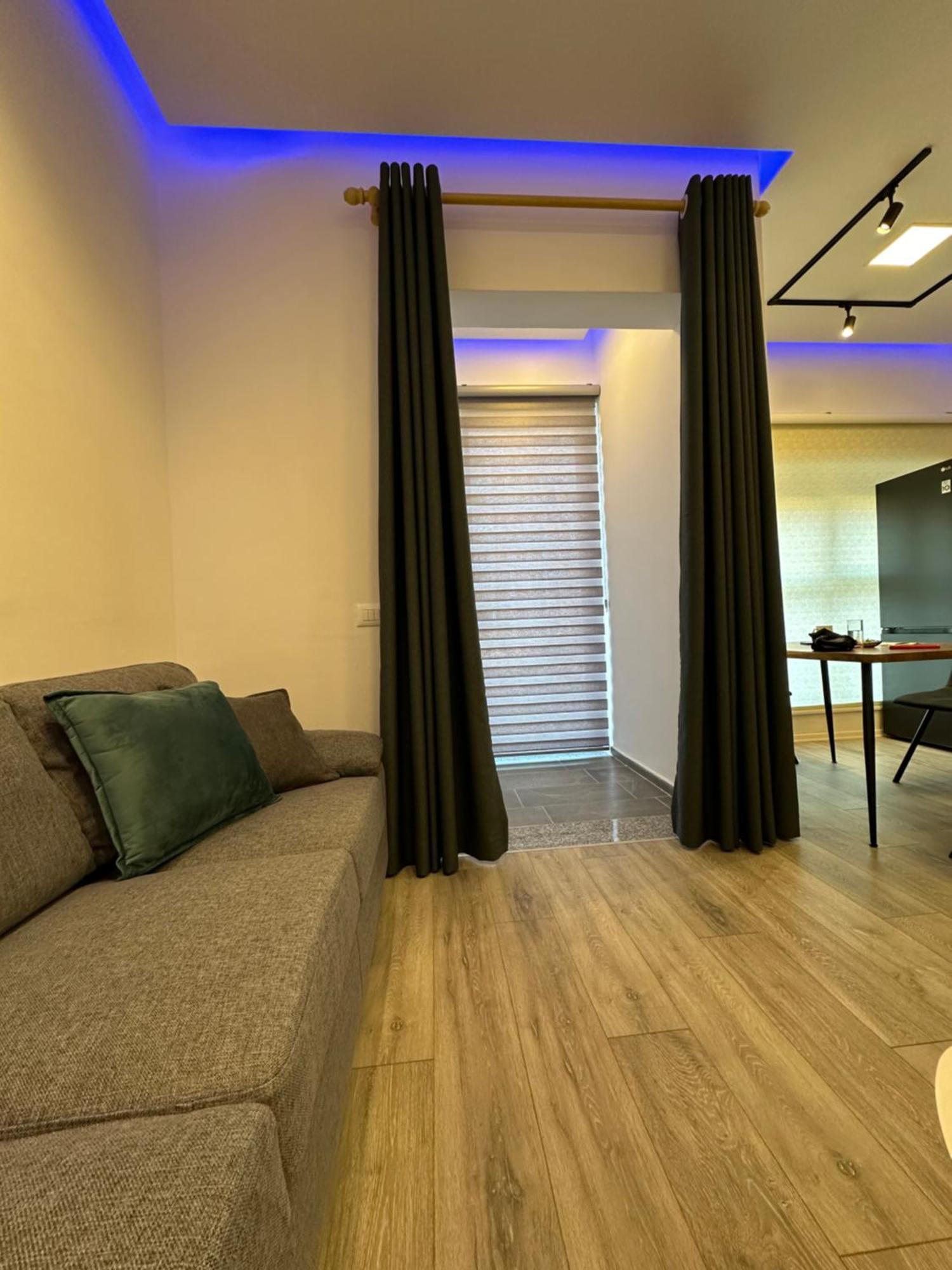 Sunflower Apartment Tirana Exterior photo