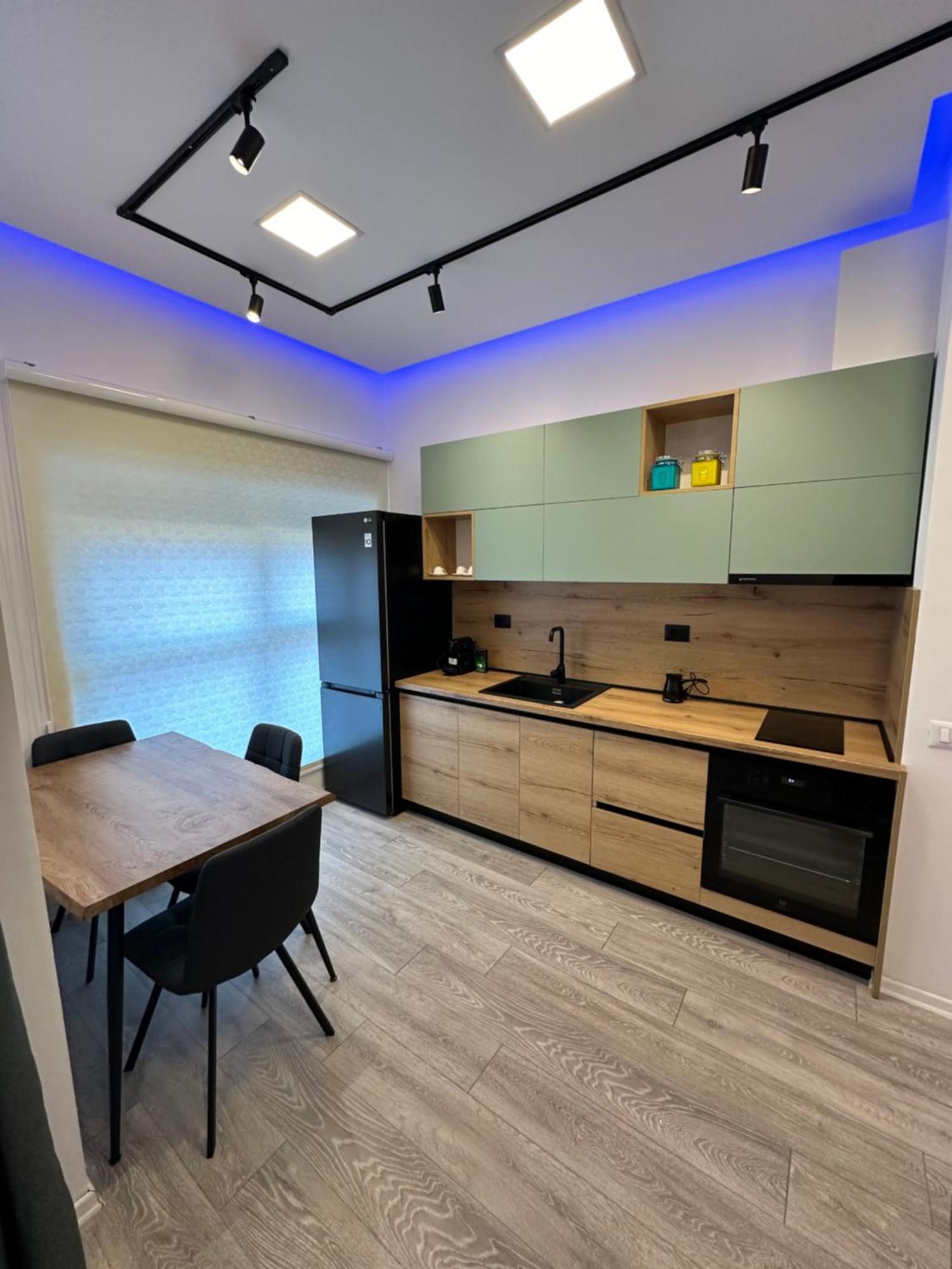 Sunflower Apartment Tirana Exterior photo